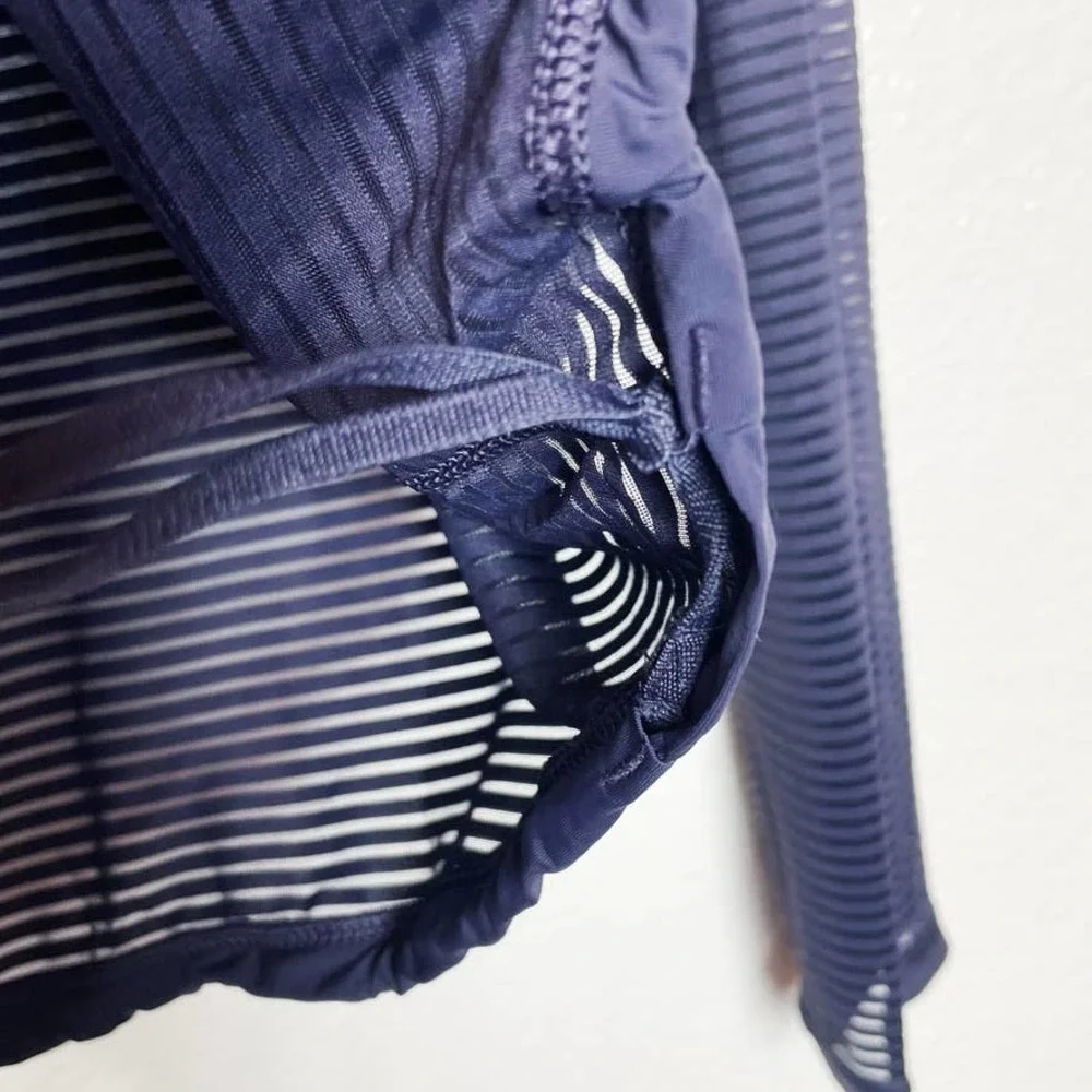 Lululemon Lean In Long Sleeve Boysenberry Purple Striped Sheer Mesh Top Size 6 - Picture 5 of 6